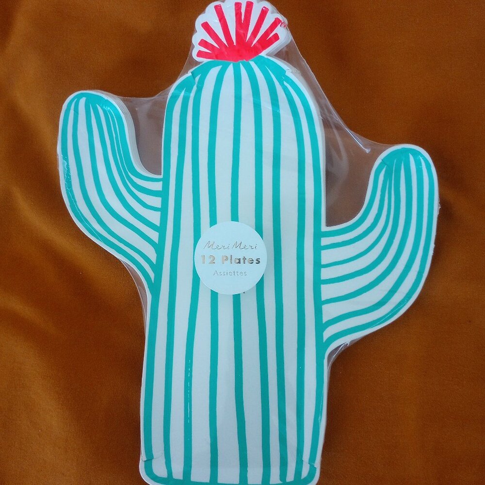 Meri Meri- Cactus party paper plates (set of 12)- 3 sets available -Brand new